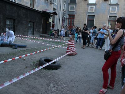 Самоубийство чревоугодие и прочие грехи показали зрителям фото видео