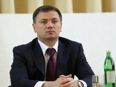 Народный депутат Вадим Колесниченко отметил деятельность Владимира Медяника в Краснодоне и районе