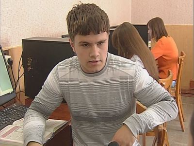 Благодаря Владимиру Медянику в Луганске продолжается компьютеризация школ