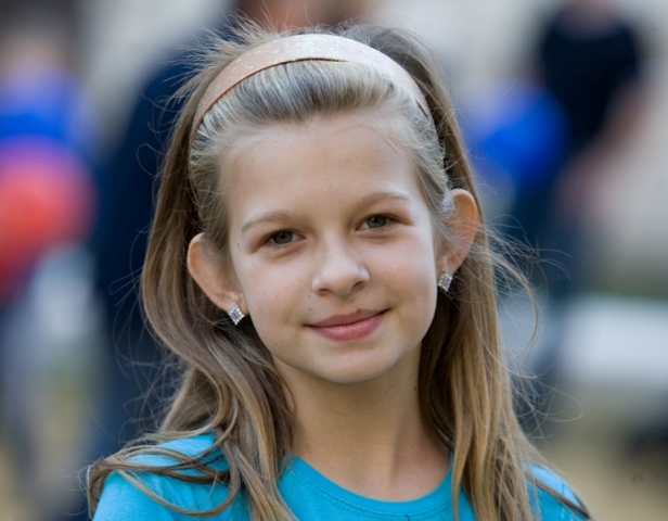 В Краснодоне при содействии Владимира Медяника открыли новую детскую площадку