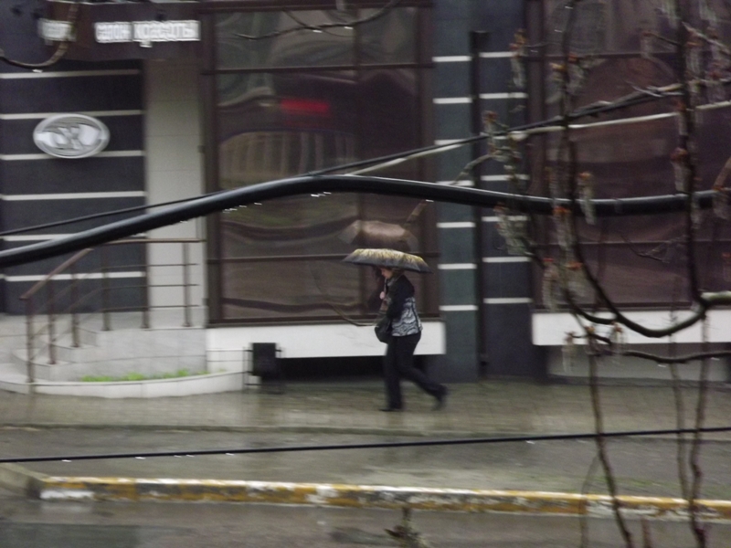 Первая весенняя гроза в Луганске фото