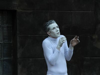 Самоубийство чревоугодие и прочие грехи показали зрителям фото видео