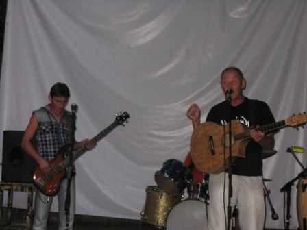 Группа Zималь Band порадовала луганских любителей альтернативного рока фотовидео