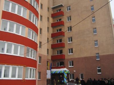 Лучше поздно чем никогда в Алчевске сдали жилой дом который строили лет фото