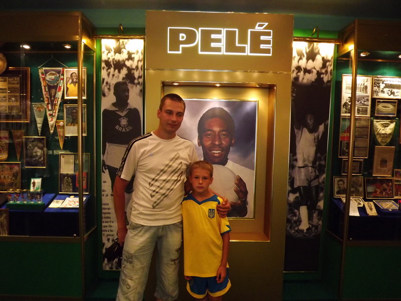 Юный луганчанин в свой день рождения побывал в музее Пеле