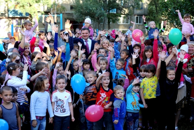 Владимир Медяник открыл в Молодогвардейске еще одну площадку