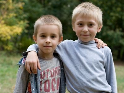 В рамках программы Владимира Медяника Чистый двор облагородили городок ЛВВАУШ