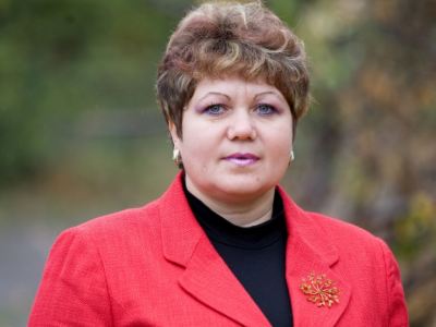 Программа Владимира Медяника по ликвидации аварийных деревьев проходит в Молодогвардейске на отлично