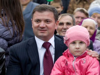 Владимир Медяник поздравил жителей Верхнешевыревки с Днем села