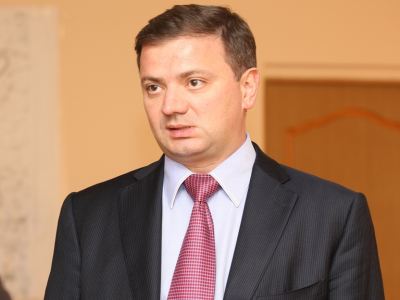 Владимир Медяник обсудил с международными наблюдателями CANADEM предвыборную ситуацию на Луганщине