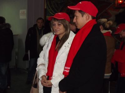 В Краснодоне стартовала волонтерская акция Десант добрых дел фото