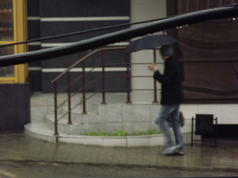 Первая весенняя гроза в Луганске фото