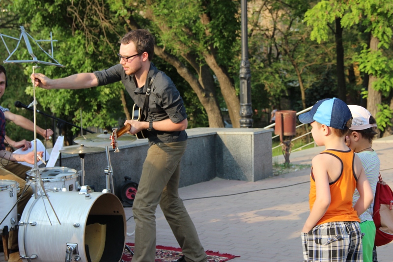 Полу Маккартни будет приятно Луганчане приготовили музыканту подарок фото видео