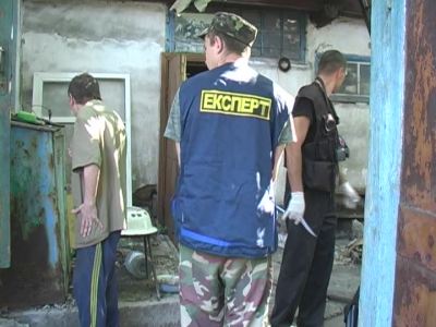 В Луганской области двое парней убили своего знакомого и его подругу а потом подожгли их