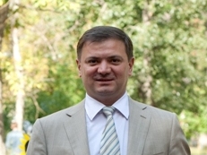 Владимир Медяник поздравил жителей Молодогвардейска с Днем города