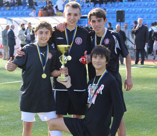 Стал известен победитель турнира по футболу на Кубок Владимира Медяника