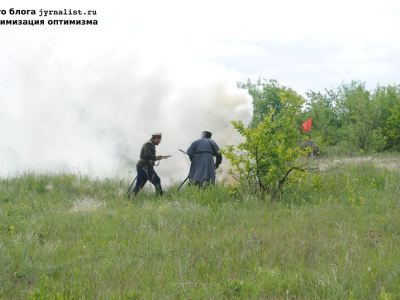 Реконструкция событий гражданской войны прошла в Луганске фото видео
