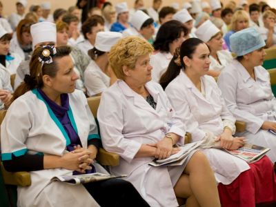 Владимир Медяник взял на контроль ситуацию с центральной больницей Краснодона