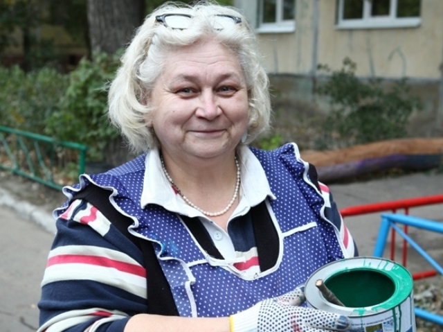 При содействии Владимира Медяника на квартале Шевченко состоялся субботник с музыкой