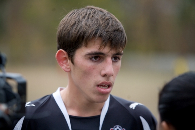 На турнире по футболу на Кубок Владимира Медяника на поле вышли следующие команды