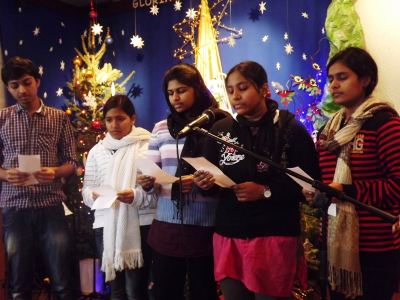 В Луганске спели интернациональные колядки фото видео