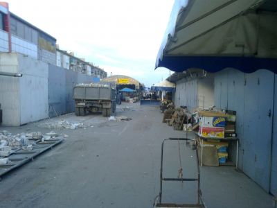 В Луганске продолжается демонтаж торговых рядов фото