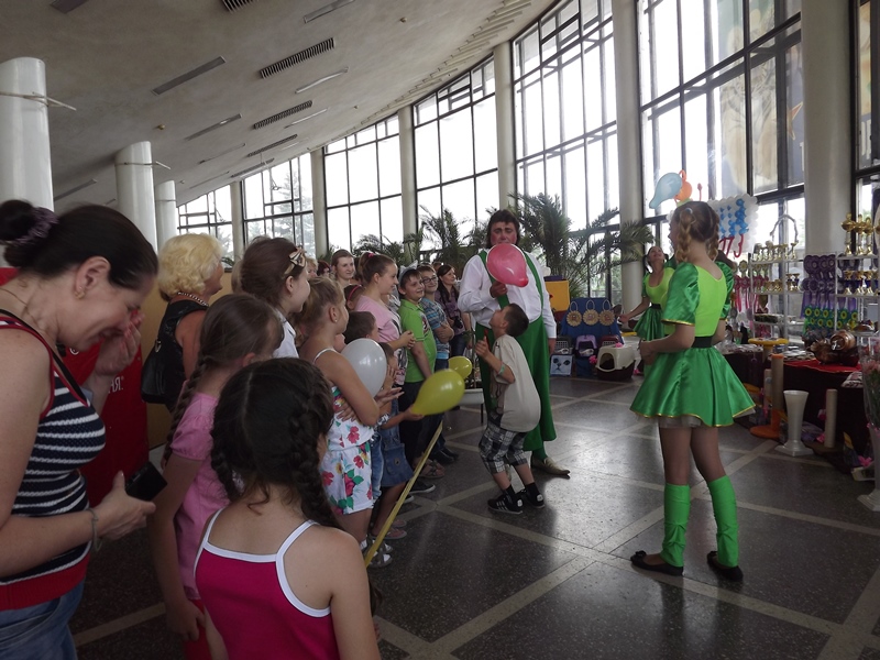 Купи друга за гривен Или немного о Международной выставке кошек в Луганске фото видео