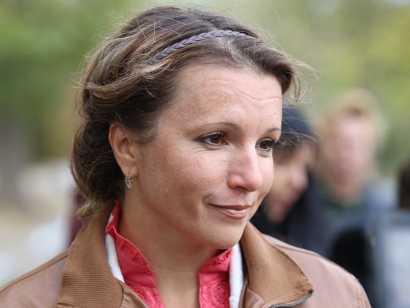 В селе Пархоменко при содействии Владимира Медяника открылась первая детская площадка