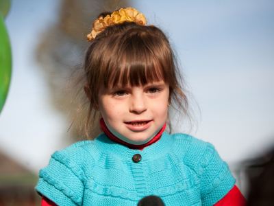 В Новосветловке при содействии Владимира Медяника оборудовали площадку в яслисаде Аленушка