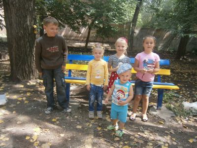 Благодаря Сергею Петракову во дворах луганчан стало уютнее фото