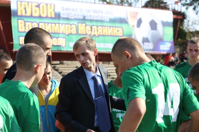 В Луганске стартовал турнир по футболу на Кубок Владимира Медяника