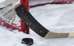 На Ледовой арене разыграют приз Луганского городского головы