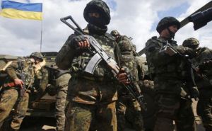 Украинская армия ведет оборонительные бои под Луганском