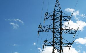 В Луганске не могут восстановить электричество из-за боевых действий в области