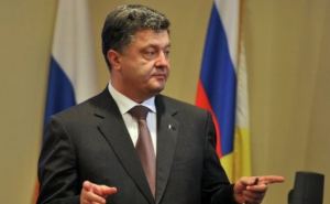 Порошенко назвал выборы в ДНР и ЛНР 2 ноября фарсом (видео)