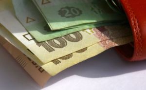 В Донецкой области за месяц средняя зарплата увеличилась на 20%. — ДонОГА