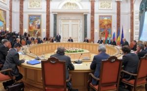 Стала известна возможная дата встречи трехсторонней контактной группы по урегулированию ситуации на Донбассе