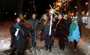 Лишь бы свет не отключали, или Как в Луганске будут праздновать Рождество? (опрос)