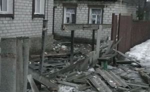 Последствия обстрела Попасной в Луганской области: снаряды повредили жилые дома (фото)