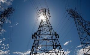 В Украине продлили чрезвычайные меры на рынке электроэнергетики