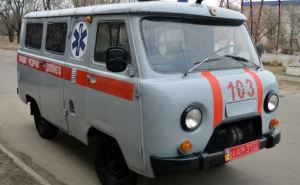 Луганская область получила подарок из Черкасской — машину скорой помощи (фото)