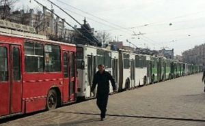 Проезд в троллейбусе и трамвае  Харькова может подорожать на 50 копеек