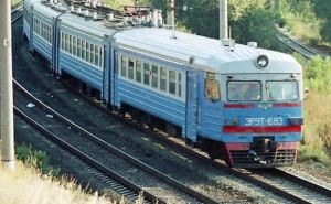 Впервые после боевых действий из Ясиноватой в Луганск пустили дизельный поезд