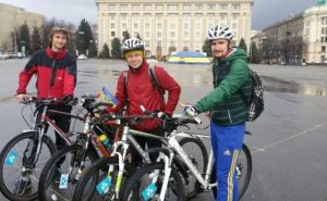 Харьковчане пересели на велосипеды: дешево и здорОво