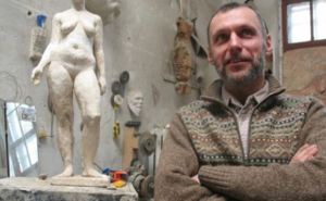 Харьковский скульптор предложил проект «Памятники для вандалов»