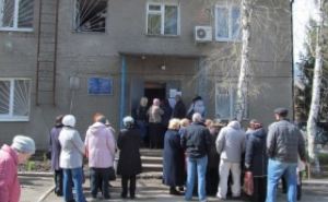 В Харькове переселенцы штурмуют миграционные службы