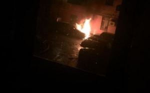 Еще один ночной пожар в Харькове.  Сгорел LEXUS турецкого консульства