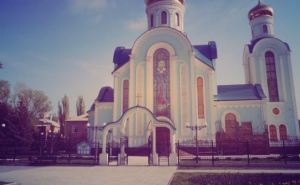 Май в Луганске: свежие фотографии города
