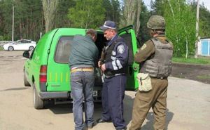 В Луганской области ГАИ активно проверяет номерные знаки на автомобилях (фото)