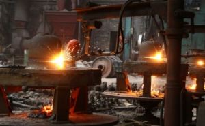 Завод «Сталь» в Луганске может увеличить количество рабочих мест благодаря заказам из России